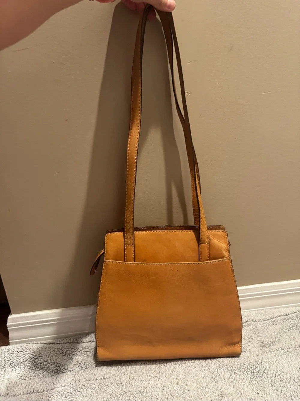 Vintage Etienne Aigner Leather Shoulder Bag in Tan by